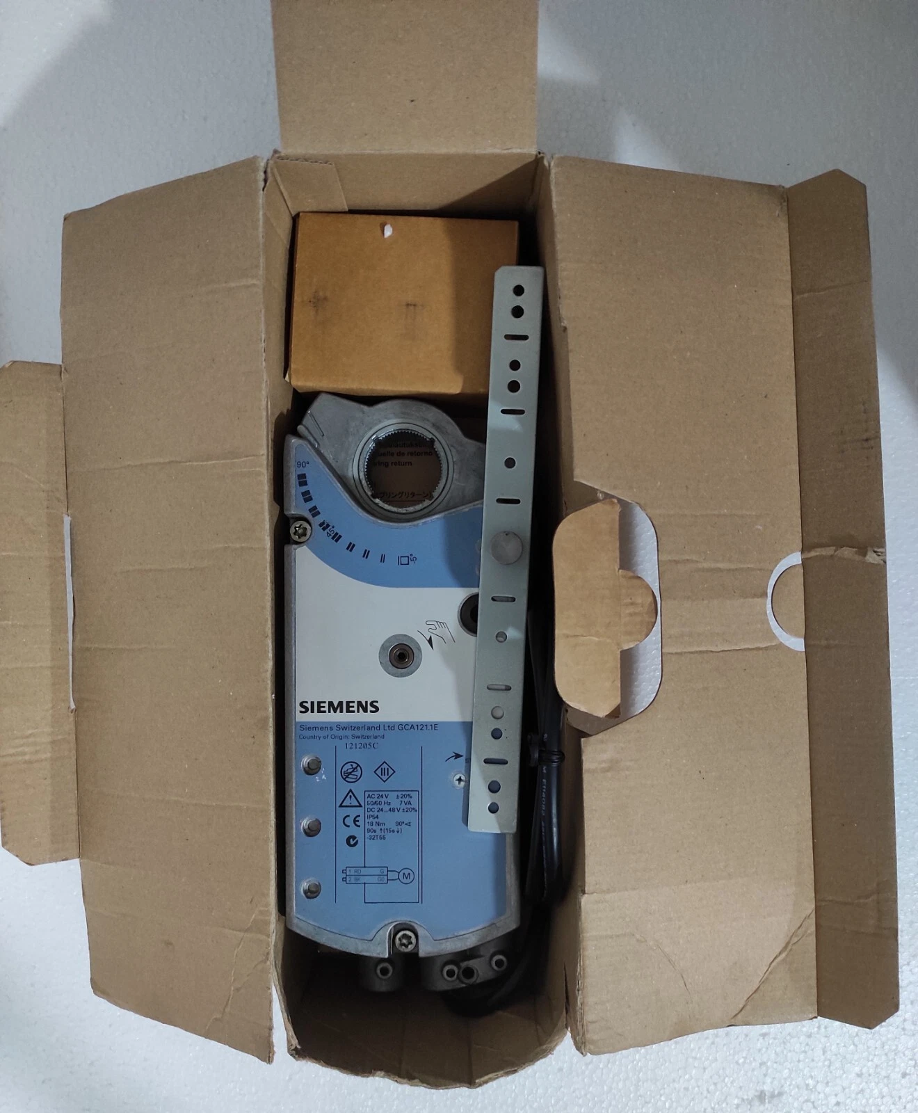 admin/uploads/uploads/SiemensFire Damper Actuator GDB 121.1E Fire Damper_1.webp
